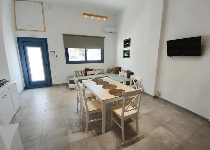 Tinos Youth Apartment